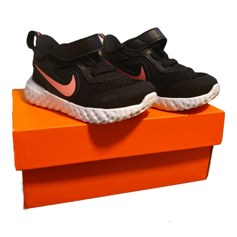 Baby girl Nike sneakers